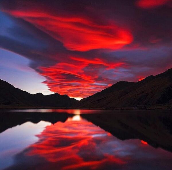 Maqna.id - Moke Lake, Queenstown, New Zealand (Courtesy Picture: @nick_crarer)