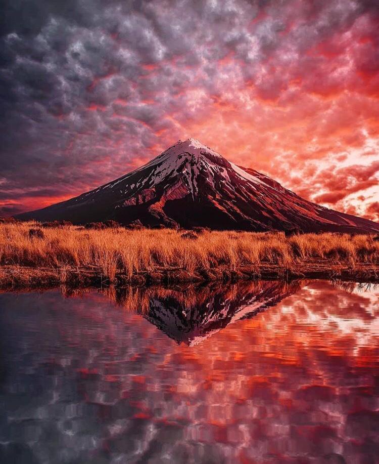 Mount Taranaki or Mount Egmont, New Zealand