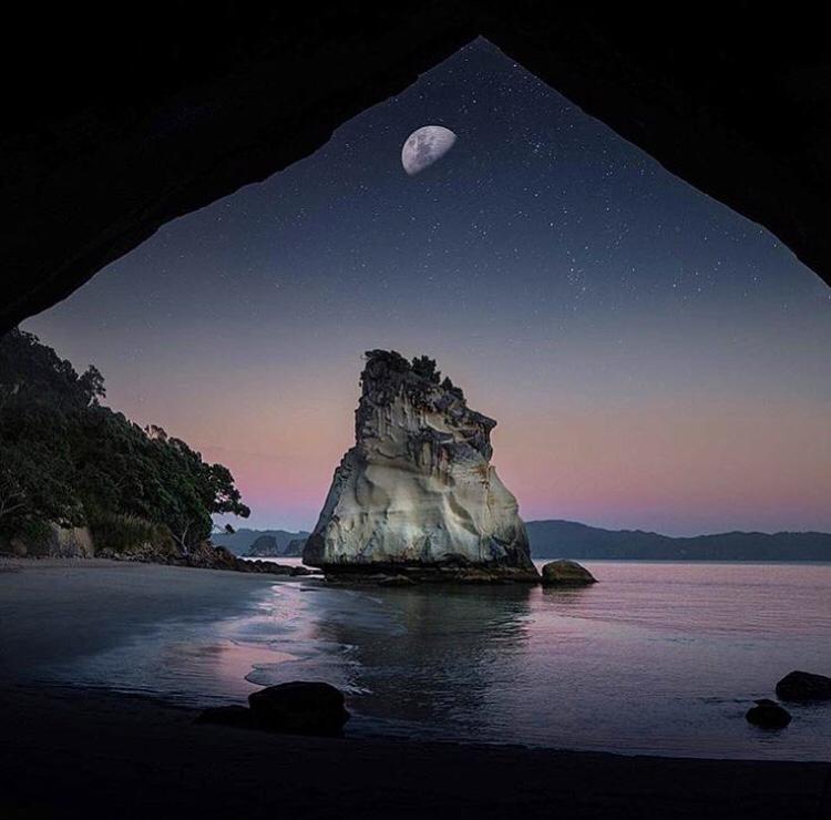 Cathedral Cove, Coromandel Peninsula, New Zealand